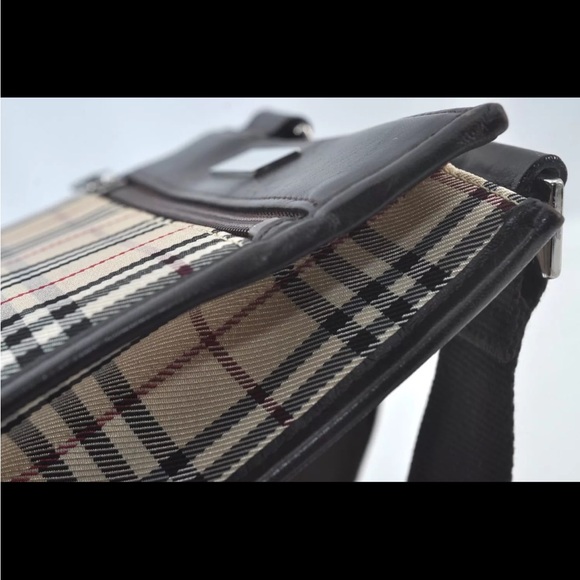Burberry Nova Check Crossbody - Picture 10 of 15